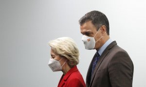 Pedro Sánchez y Úrsula von der Leyen, este sábado en el Palacio de la Moncloa.