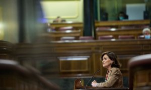 08/03/2022.- La exvicepresidenta primera del Gobierno y diputada del PSOE, Carmen Calvo, durante su intervención para defender la propuesta sobre abusos en la Iglesia. Jesús Hellín / Europa Press