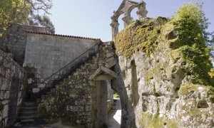 8/4/22 Monasterio de San Pedro de Rocas, en Esgos (Ourense)