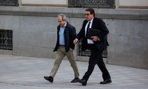 19/04/2022-El que fuera alcalde de Boadilla del Monte Arturo González Panero 'El Albondiguilla' y su abogado Gustavo Galán a su llegada a la Audiencia Nacional para conocer si ingresa en la cárcel en el marco de la trama Gürtel, a 19 de abril, en Madrid