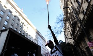 12/05/2022 Los manifestantes protestan en Buenos Aires contra “el hambre y la pobreza” y “el ajuste” que propone el Fondo Monetario Internacional (FMI)