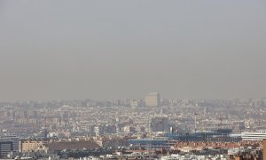 Imagen de la boina de contaminación en Madrid, a 10 de febrero de 2022, en Madrid (España).