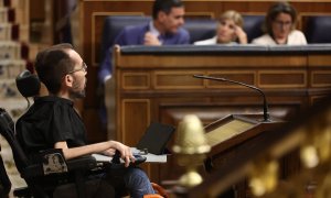 08/06/2022.- El portavoz de Unidas Podemos en el Congreso, Pablo Echenique, interviene tras la comparecencia de Pedro Sánchez. Eduardo Parra / Europa Press