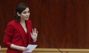 La presidenta de la Comunidad de Madrid, Isabel Díaz Ayuso, durante la sesión de control de este jueves en la Asamblea de Madrid, a 9 de junio de 2022.