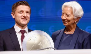 12/07/2022.  el ministro de Finanzas croata, Zdravco Mari, celebra junto a la presidenta del Banco Central Europeo,  Christine Lagarde , la entrada de Croacia en la eurozona, a 12 de julio de 2022.