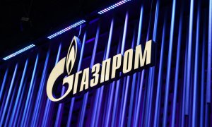 19/07/2022. Vista del logotipo de 'Gazprom', en el Fondo de Economía Internacional de San Petersburgo, a 15 de junio de 2022.