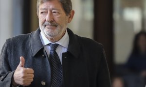 El exdirector general de Trabajo Francisco Javier Guerrero, ya fallecido, acude a la citación por la Sección Primera de la Audiencia para comunicar la decisión del tribunal sobre su ingreso en prisión provisional tras su condena en la pieza política del c