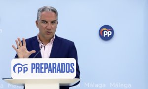 17/08/2022 El coordinador general del PP, presidente provincial y diputado autonómico, Elías Bendodo, ofrece una rueda de prensa tras mantener una reunión con alcaldes y portavoces municipales a 2 de agosto de 2022 en Málaga