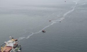 02/09/2022 Imagen del buque granelero OS35, varado en la costa al Este de Gibraltar desde que el pasado lunes sufriera una colisión con otro buque