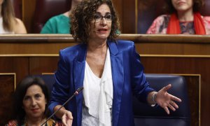 La ministra de Hacienda, María Jesús Montero, durante una sesión de control al Gobierno en el Congreso de los Diputados.