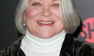 Fotografía de Louise Fletcher, en la premiere de la temporada 2 de 'Shameless'