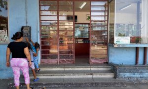 Fotografía de una farmacia en la isla de Cuba.