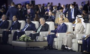 El presidente de Egipto, Abdel Fattah El-Sisi y el secretario general de la ONU, Antonio Guterres en la apertura de la Cumbre de Alto Nivel de la Conferencia de las Naciones Unidas sobre el Cambio Climático COP27 de 2022.