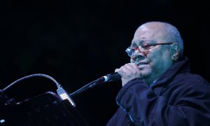 Fotografía de archivo fechada el 18 de noviembre de 2017 que muestra al cantautor cubano Pablo Milanés durante un concierto en la inauguración del festival Chapultepec, en Ciudad de México.