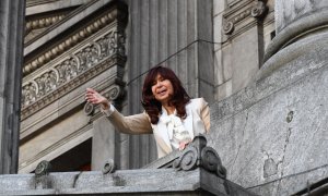 La vicepresidenta de Argentina,  Cristina Fernández de Kirchner, en el balcón del congreso- 23/08/2022