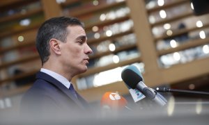 El presidente del Gobierno, Pedro Sánchez, atiende a los medios desde Bruselas, a 14 de diciembre de 2022.