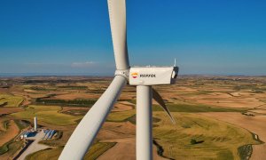 Un aerogenerador del complejo eólico Aguasvivas de Repsol en Aragón.