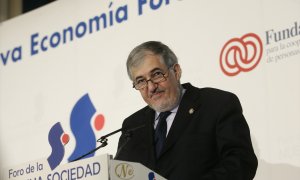 Conferencia de Cándido Conde-Pumpido en el Foro Nueva Sociedad