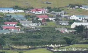 Edimburgo de los Siete Mares, en Tristán de Acuña.