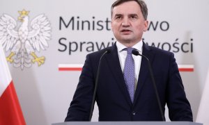 El ministro polaco de Justicia, Zbigniew Ziobro, en una rueda de prensa en el Ministerio de Justicia en Varsovia, Polonia, el 16 de enero de 2023.