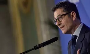 El ministro de la Presidencia, Relaciones con las Cortes y Memoria Democrática, Félix Bolaños, interviene durante un desayuno informativo de Fórum Europa, a 17 de enero de 2023, en Madrid.