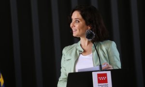 Imagen de archivo de Isabel Díaz Ayuso, presidenta de la Comunidad de Madrid, durante una rueda de prensa en el Hospital Isabel Zendal, a 24/06/2021