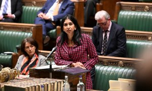 La ministra de Interior británica, Suella Braverman, interviene en la Cámara de los Comunes el pasado 17 de enero de 2023.