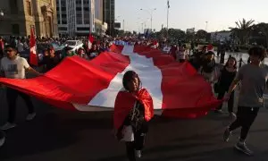 Decenas de personas participan en una nueva marcha antigubernamental a 24 de enero de 2023