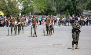 Imagen de archivo una mujer soldado en la base militar 'El Goloso'.