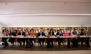 Membres de la comissió del Parlament per Pegasus en una reunió amb la delegació de l'Eurocambra en el marc de la missió a Madrid