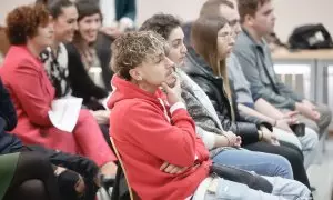 Un grupo de jóvenes durante una de las jornadas de trabajo de Ayuda en Acción para la preparación del informe.