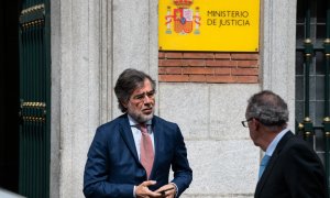 El magistrado de la Asociación Profesional de la Magistratura (APM), Juan José Carbonero, a su llegada a una reunión de jueces y fiscales con el Ministerio de Justicia, a 8 de mayo de 2023,