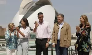 El secretario general del PSOE y presidente del Gobierno, Pedro Sánchez, participa en un acto de campaña junto al president de la Generalitat, Ximo Puig, y la vicealcaldesa de València, Sandra Gómez