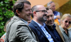 El presidente de la Junta de Castilla y León, Alfonso Fernández Mañueco, participa en un mitin en Ponferrada, a 23 de mayo de 2023.