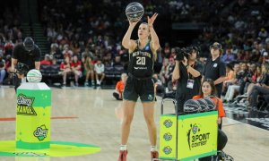 14/07/2023 - Sabrina Ionescu, número 20 de New York Liberty, compitió en la ronda final del Concurso de triples de la WNBA, en Michelob ULTRA Arena, el 14 de julio de 2023 en Las Vegas, Nevada.