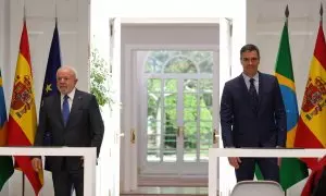 El presidente del Gobierno, Pedro Sánchez, junto al presidente de la República Federativa de Brasil, Lula da Silva, en Moncloa el pasado mes de abril.