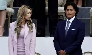 Nicolás Petro Burgos, hijo del presidente Gustavo Petro junto a su exesposa Day Vásquez en la ceremonia de investidura del presidente Gustavo Petro, en la Plaza Bolívar de Bogotá, en Colombia, a 29/07/2023. Mauricio Dueñas Castañeda /ARCHIVO / EFE.