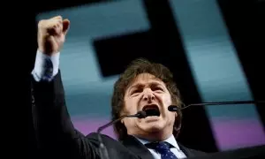 El candidato presidencial argentino Javier Milei de la alianza La Libertad Avanza, habla durante el acto de clausura de su campaña electoral antes de las primarias, en Buenos Aires, Argentina, el 7 de agosto de 2023.