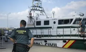 Foto de archivo: embarcación de la Guardia Civil.