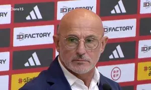 El técnico de la selección española de fútbol, Luis de la Fuente, durante su comparecencia.