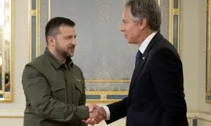 El presidente de Ucrania, Volodymyr Zelenskiy con el secretario de Estado de Estados Unidos, Antony Blinken en Kiev, el 6 de septiembre de 2023.