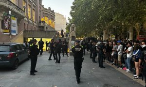 Dispositiu de Mossos, Policia Local i Policia Nacional al Passeig Pere III de Manresa.