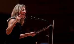 La líder de Sumar, Yolanda Díaz, interviene durante un acto de Compromís-Sumar, en València, a 21/10/2023.