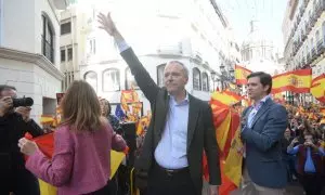 El presidente de Aragón, Jorge Azcón, durante una protesta contra la amnistía en Zaragoza, a 12 de noviembre de 2023. Ramón Comet / Europa Press