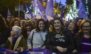 La exministra de Igualdad, Irene Montero, en la manifestación contra la violencia machista convocada por la Comisión 8M en Madrid.