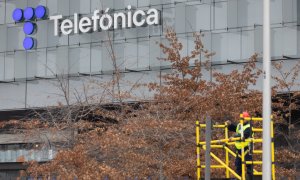 Fachada de la sede de Telefónica, en Madrid. E.P./Eduardo Parra