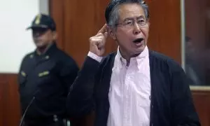 Fotografía de archivo fechada el 15 de mayo del 2016 que muestra al expresidente peruano Alberto Fujimori durante una audiencia en Lima (Perú).