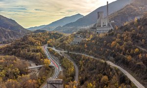 La C-16 al terme municipal de Cercs, just al trencant de La Nou del Berguedà