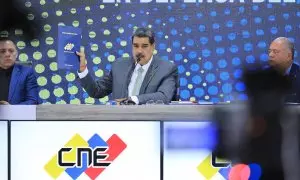 Nicolás Maduro anuncia el referéndum venezolano por el dominio del Esequibo, a 4 de diciembre de 2023, en Caracas.