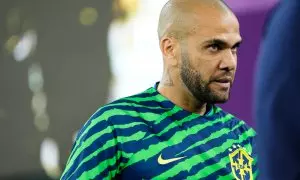 Dani Alves, durante un partido de la Copa Mundial de la FIFA Catar, en Doha, a 5 de diciembre de 2022.